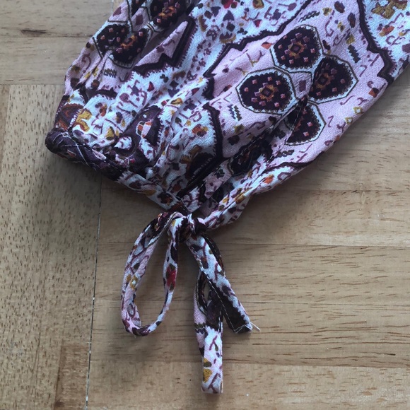 Altar’d State top - Picture 4 of 4